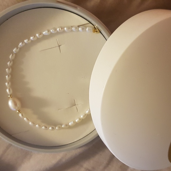 Romantic Pearls and gold bracelet new - Picture 4 of 4